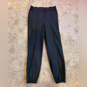 NWOT Lulu Lemon women’s black trouser pant